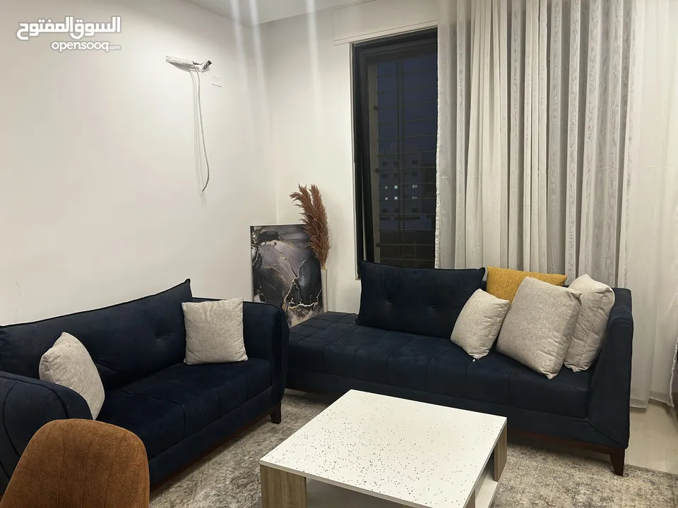 طقم كنب كونر غير مستخدم ابدا بحالة الجديد  بنفع كونر وبنفع طقم زي الصوره 7 مقاعد