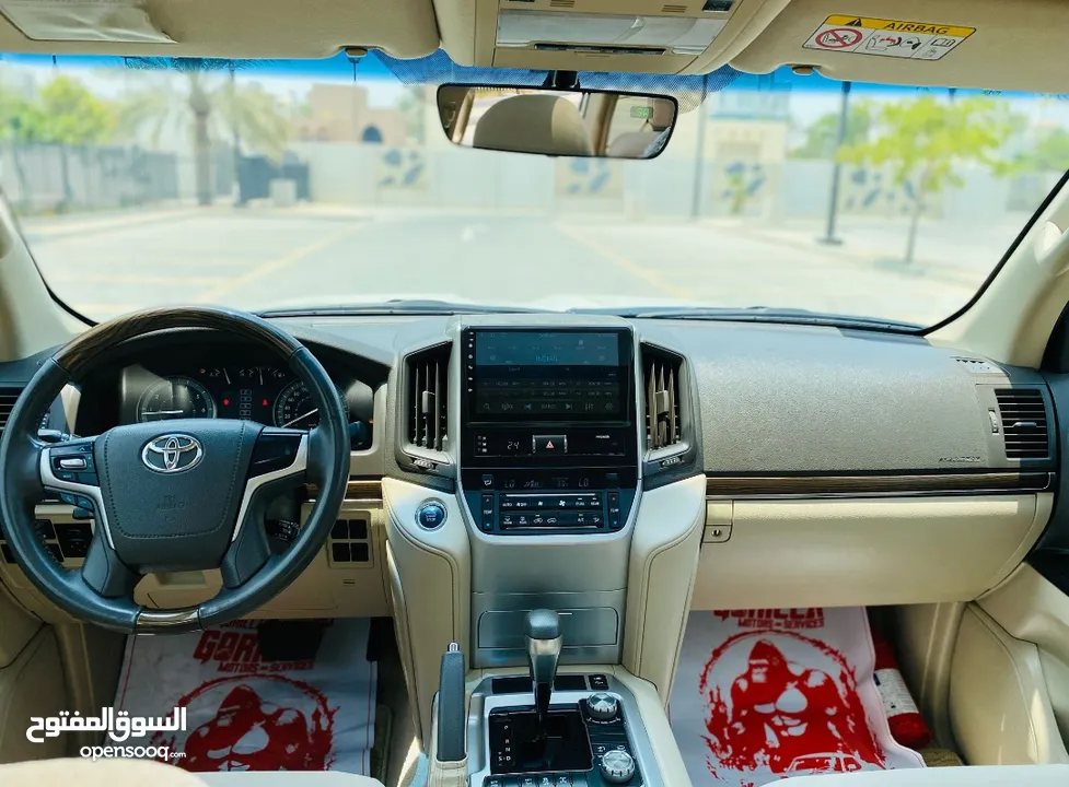 TOYOTA LAND CRUISER GXR V6 VERYWELL MAINTAINED SUV FOR SALE