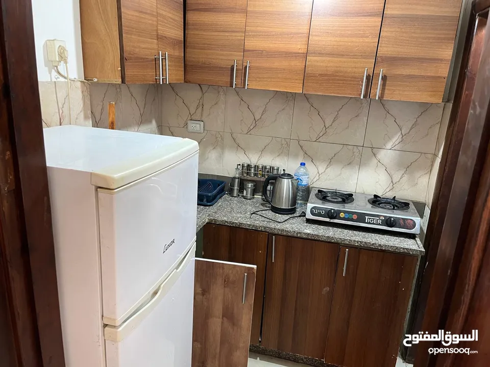 استوديو مفروش للايجار عين منجد