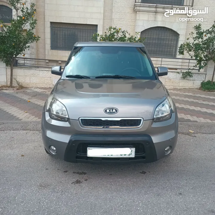 جيب كيا سول 2011 بنزين أوتوماتيك بصمة دهان شركة