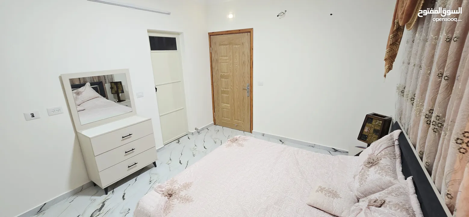شقق مفروشة جاهزة للبيع.