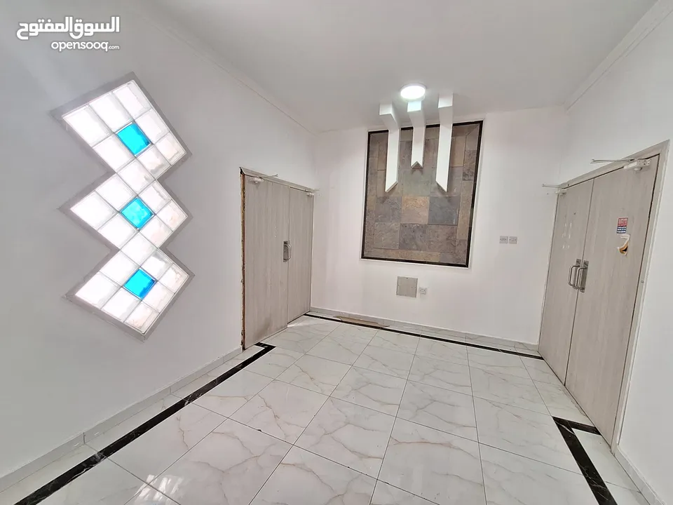 Special Offer!!!3 Bhk With 4 Bathroom Spacious Closed Kitchen With Ac