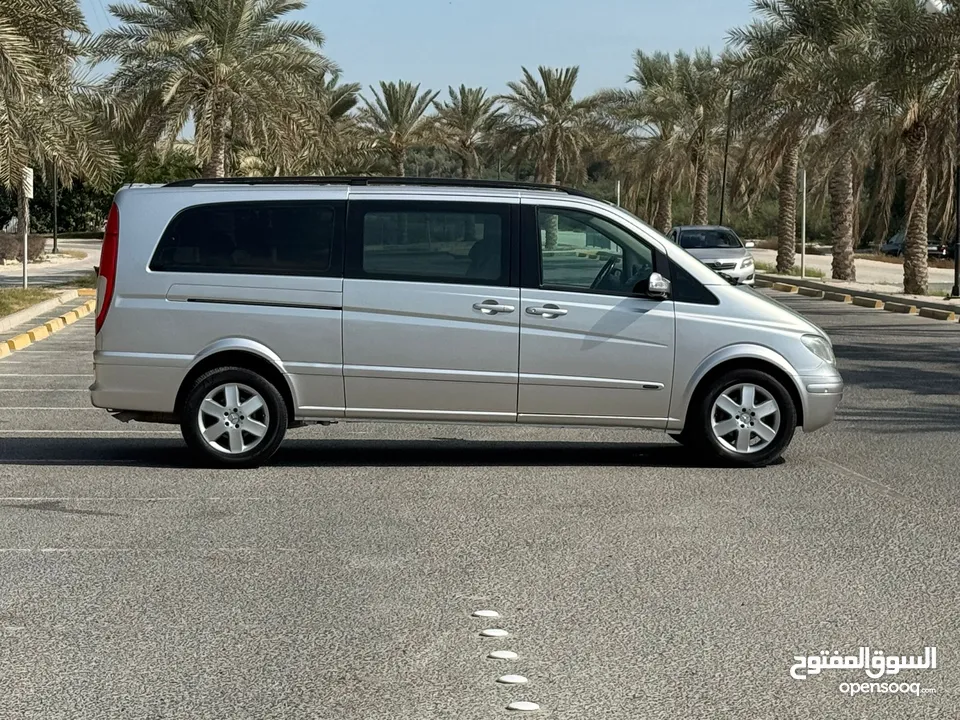 Mercedes Benz Viano 2007 (Silver)