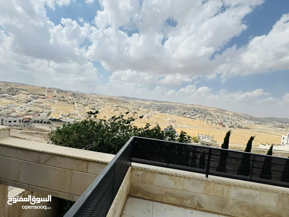 فيلا مميزه للبيع في ضاحية المدينة المنورة من المالك مباشره