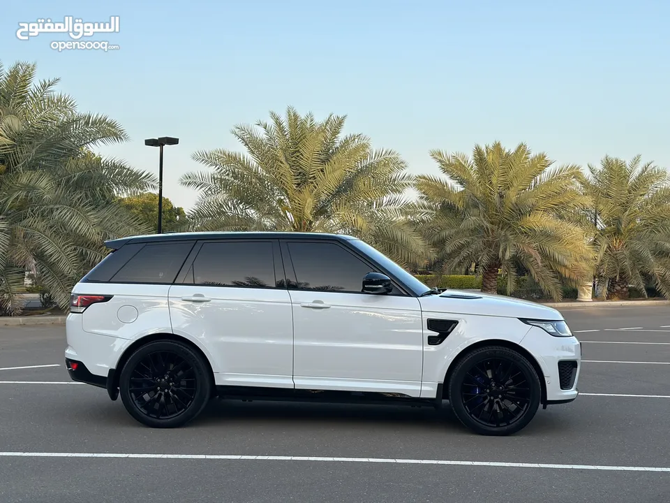 Range Rover SVR