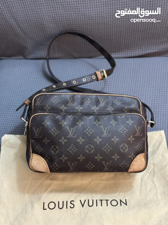 Louis vuitton monogram Nile authentic with original dustbag