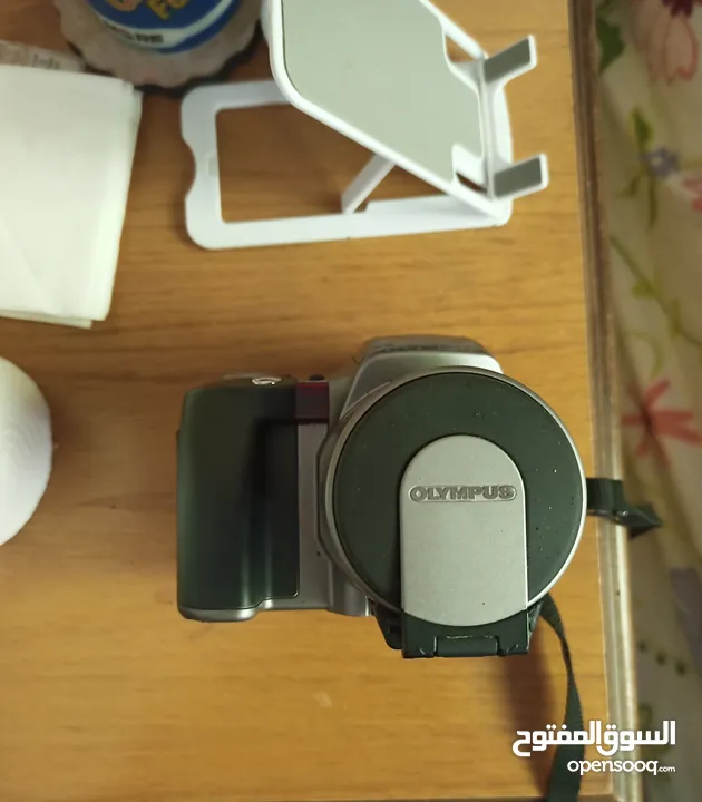 كاميرا OLYMPUS للبيع بحالة جيدة جدا