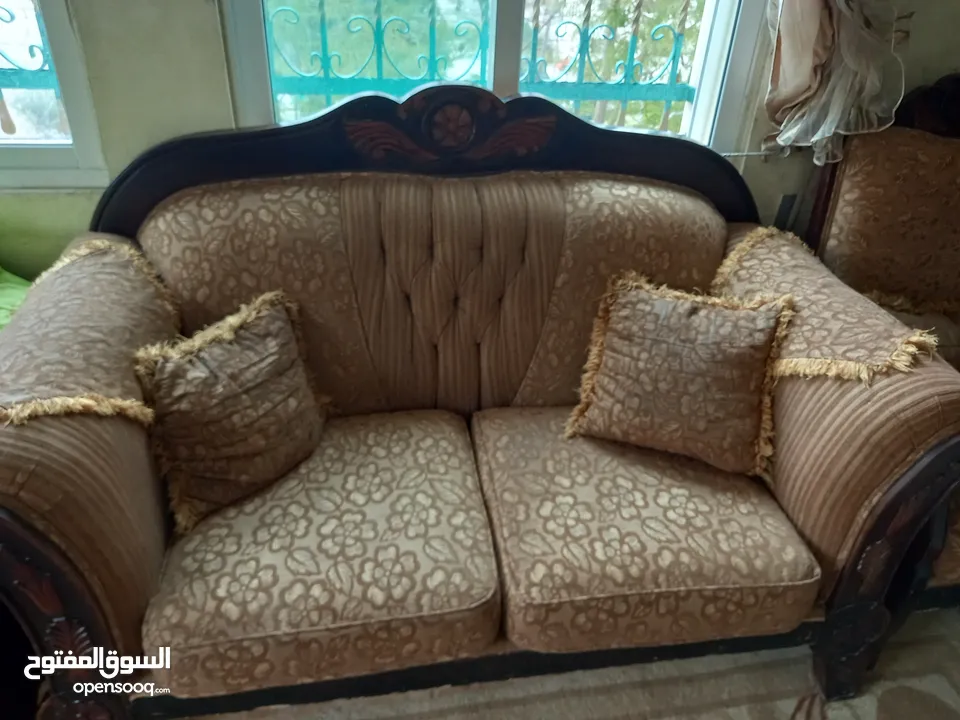 كنب تفصيل خشب زان مستعمل للبيع