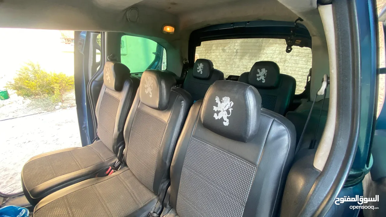 بيجو براتنر 2012  للبيع كاش