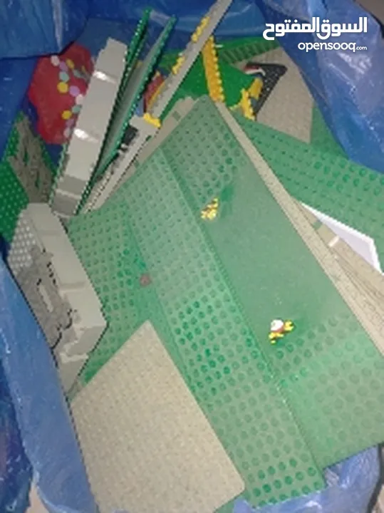 Real legos most in good condition and playable
