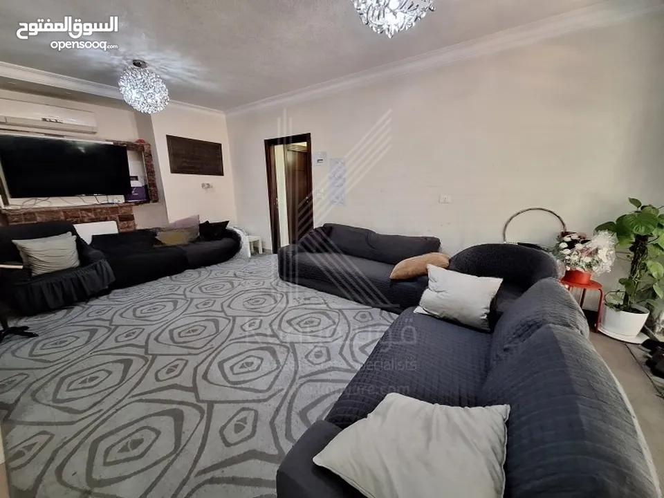 شقة فاخرة للبيع في خلدا