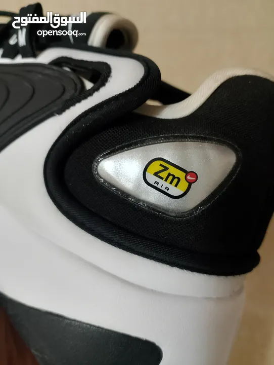 حذاء NIKE ZO AIR اصلي وارد اروبي وكاله لساته جديد غير مستخدم
