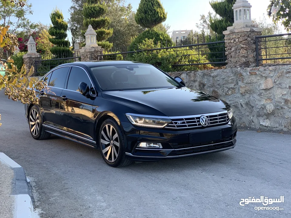 Passat R line B8 model 2018 بحالة الوكالة