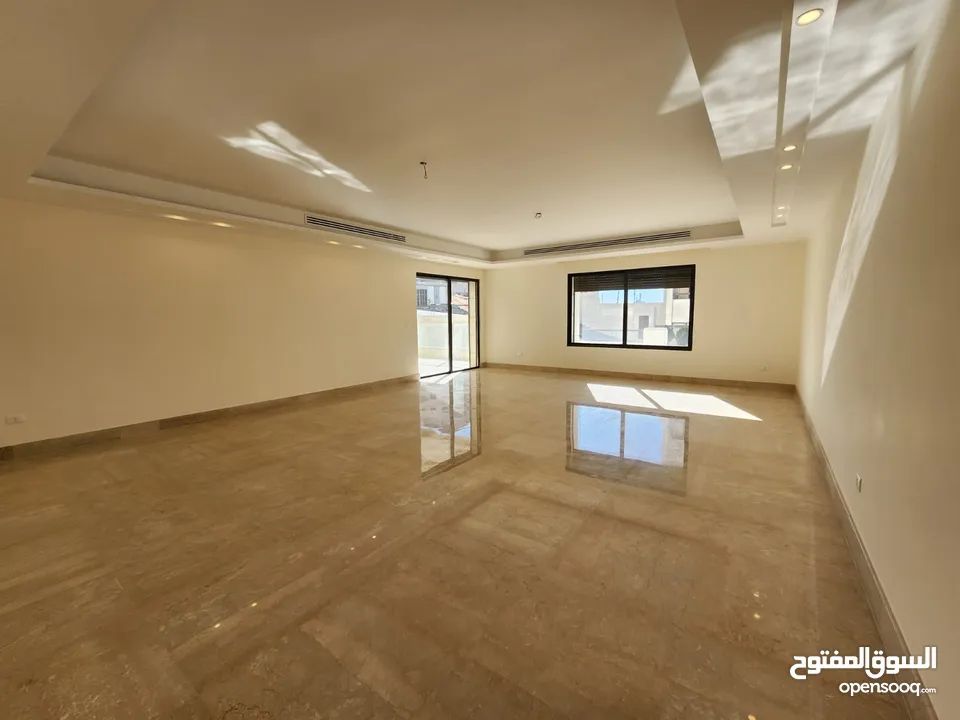 شقة طابقية فاخرة للبيع في عبدون ref : 14384