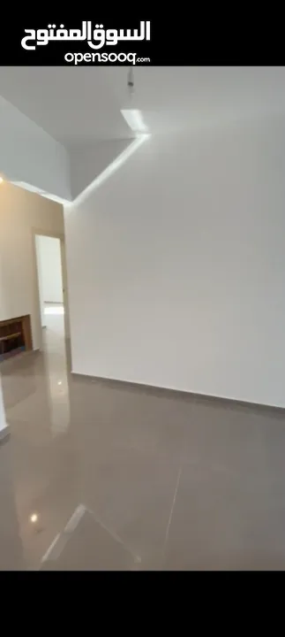 شقه  للبيع في عين منجد مساحه 150متر