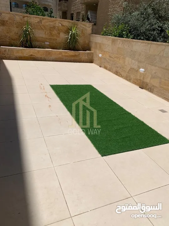 عمارة كاملة للبيع في أجمل مناطق الشميساني بالقرب من مستشفى التخصصي ومن المالك مباشرة/ ref 9494