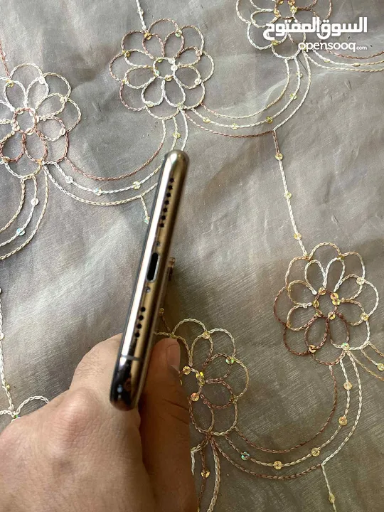 آيفون XS Max