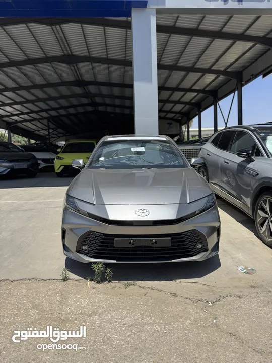 Toyota Camry E-Plus 2025 زيرو