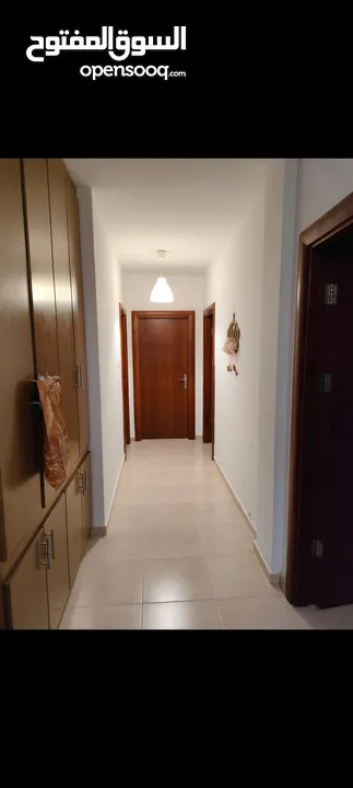 شقه للبيع ماينس 4مفتوحه منكل الجيها موجد فيديو عندي عين مصباح