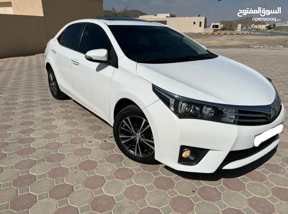 كورولا 2015 LIMITED للبيع من النوادر نظيفة جدا ممشى 115 الف فقط, Corolla 2015