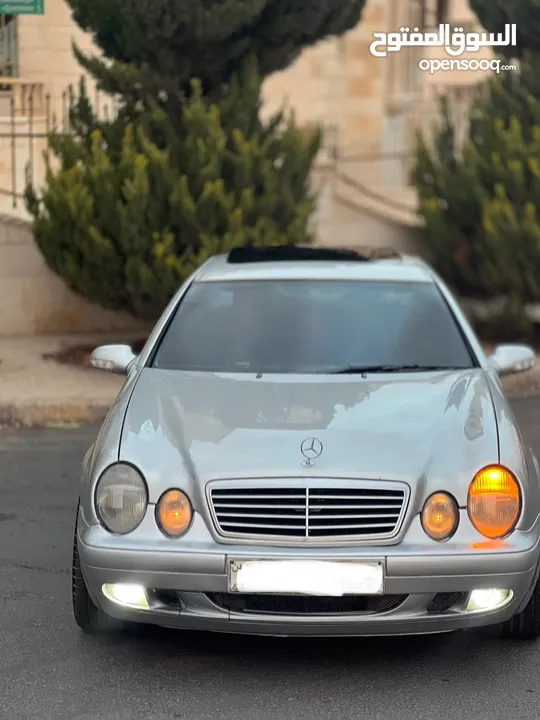 مرسيدس بنز clk موديل 1999 فل كامل اعلى صنف مفتاح شفط وفتحة وغرفة جلد ماتور 2000 cc