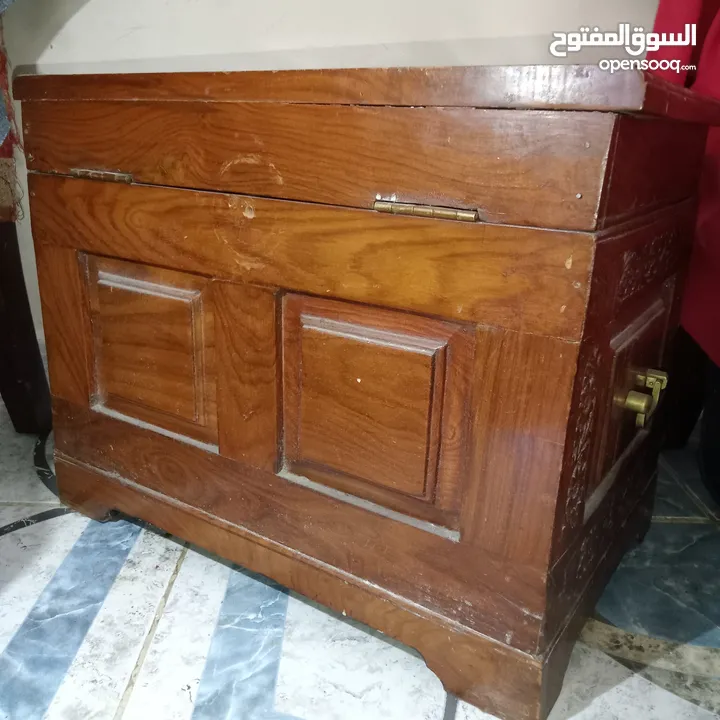 صندوق خشبي قابل للتفاوض wooden box