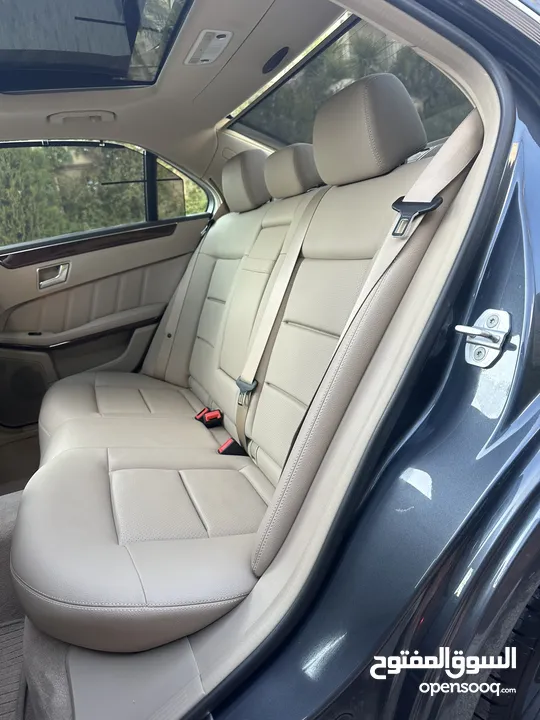 Mercedes E200 2012 (Elegance) عداد 50 الف كم وارد الوكالة