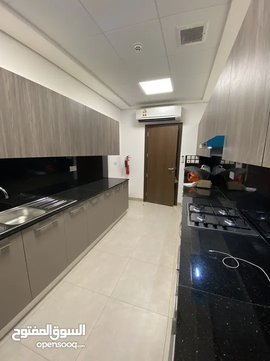 Modern 2 BHK Apartment with 3 Bathrooms for Rent!