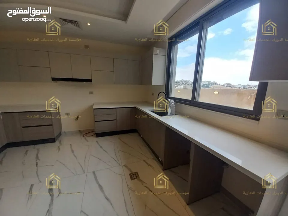 شقة دوبلكس لم تسكن فاخرة أرقى مناطق دابوق 350 متر 4 نوم 2 ماستر مع ترسات واطلالة خلابة