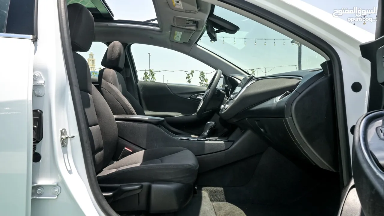 Chevrolet Malibu LT 2019 with panorama