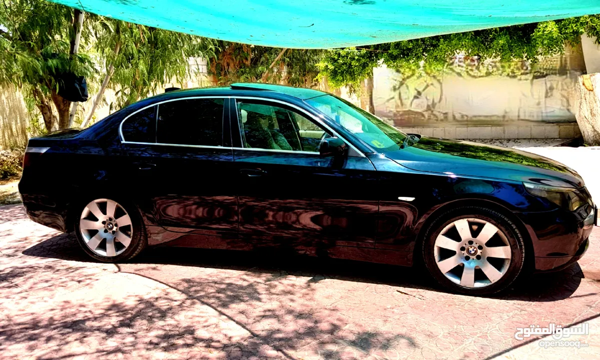 BMW E60 2004