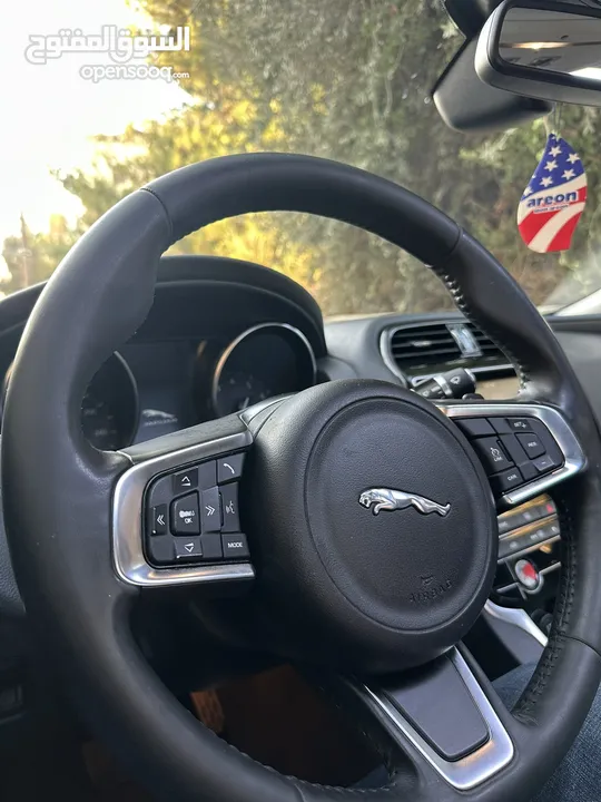 Jaguar XE 2018