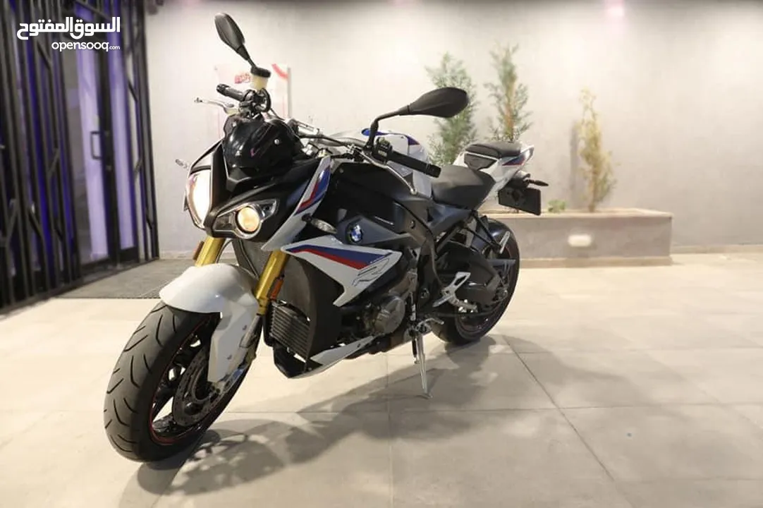 دراجة بي ام دبليو BMW S1000R 2018