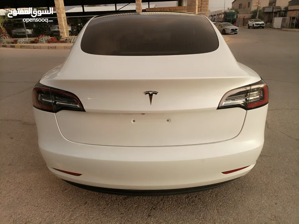 تيسلا 2023 MODEL 3 حرة
