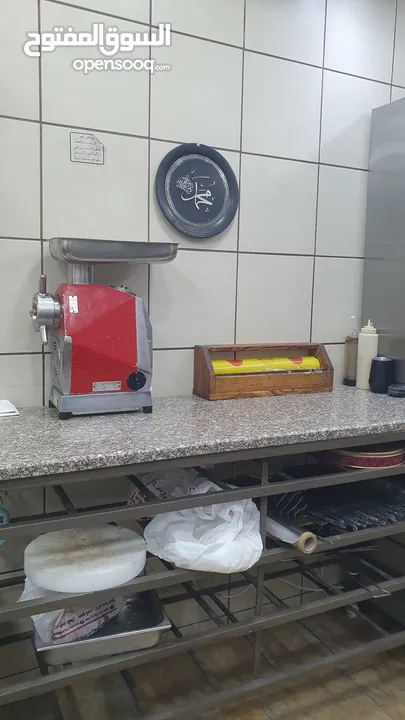 ملحمة ومطعم للبيع او الضمان قائم وشغال / الدوار السابع موقع مميز جدا