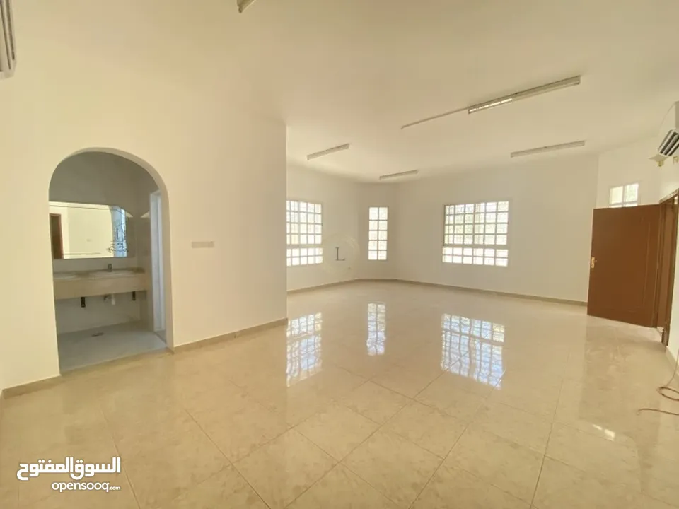 Bright peaceful  Ground floor  Private entrance