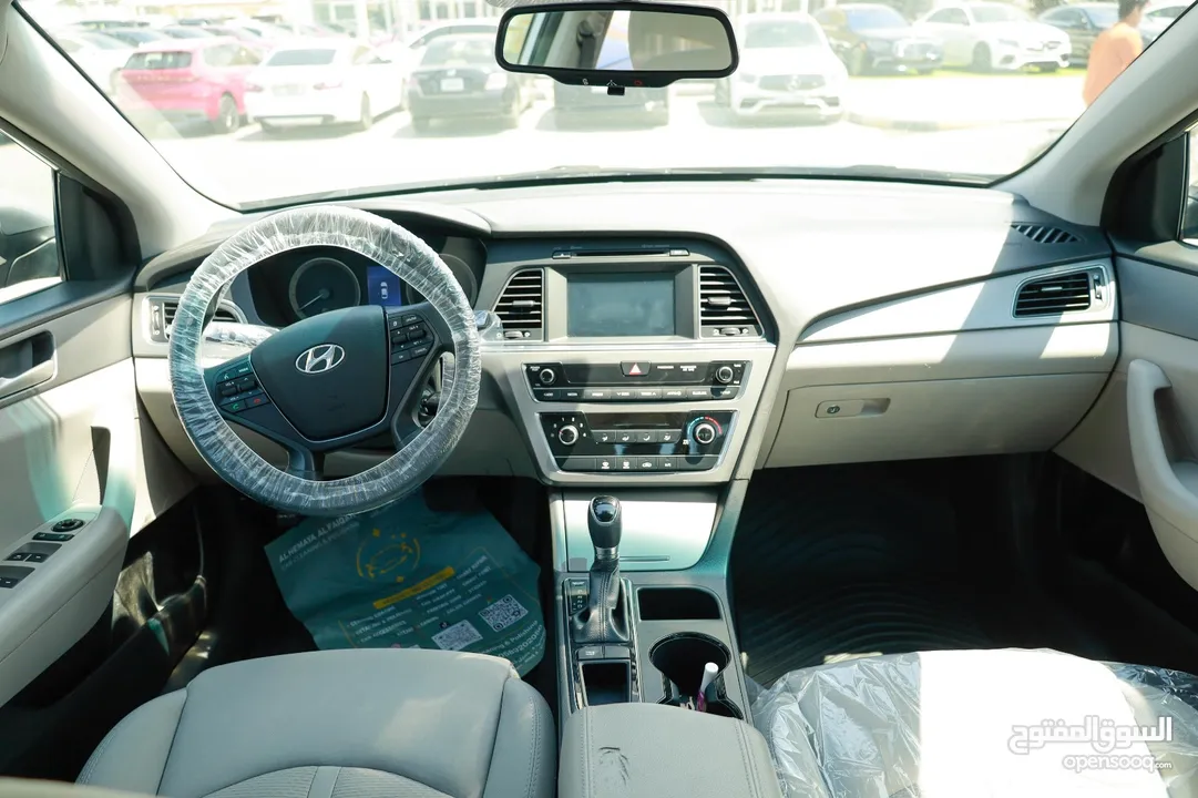 Hyundai sonata 2016 very clean car