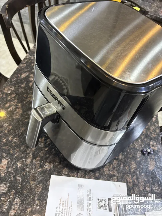 Geepas digital air fryer /model No. GAF37510