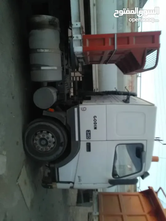 فولفو وارد  ابوعلي لبيع وشراء السيارات والشاحنات والمعدات الثقيلة.