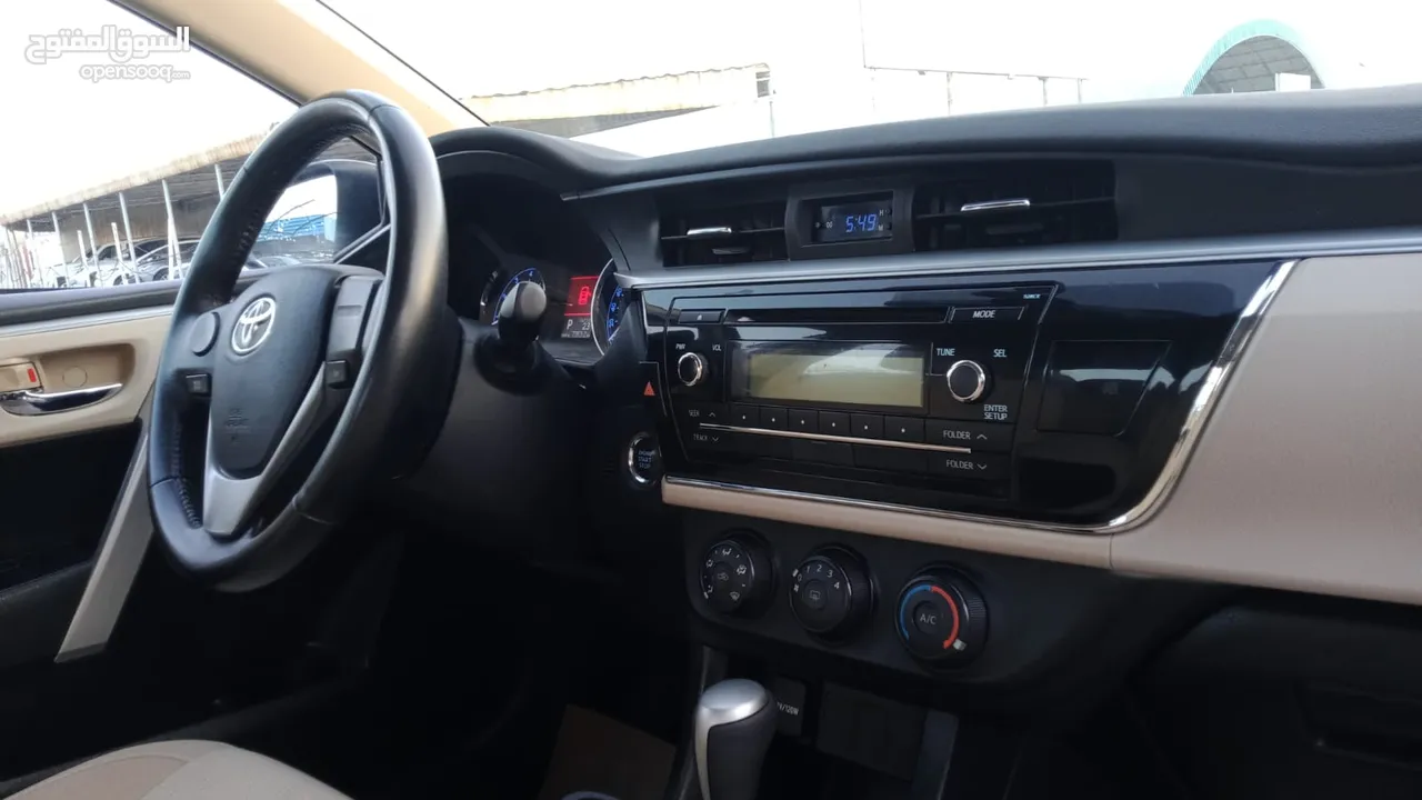 Toyota Corolla SE+ V4 2.0L Model 2014