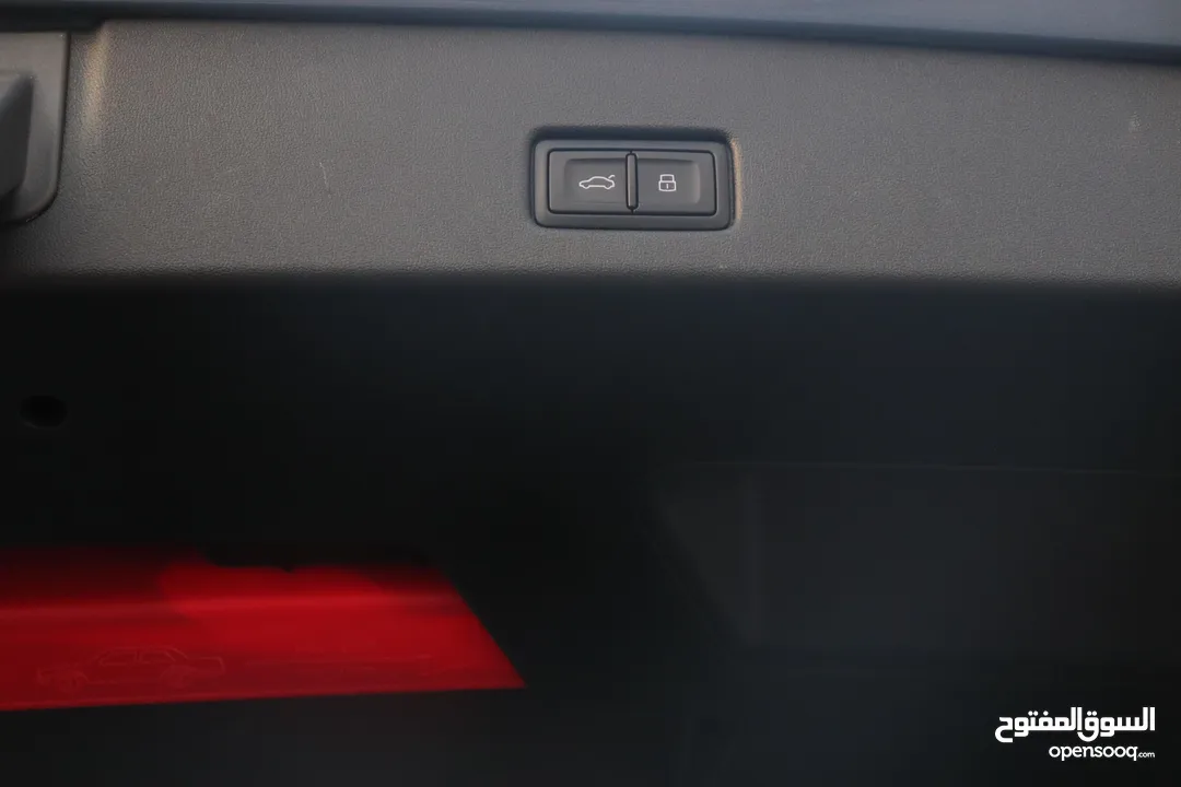 AUDI Q4 etron 2022