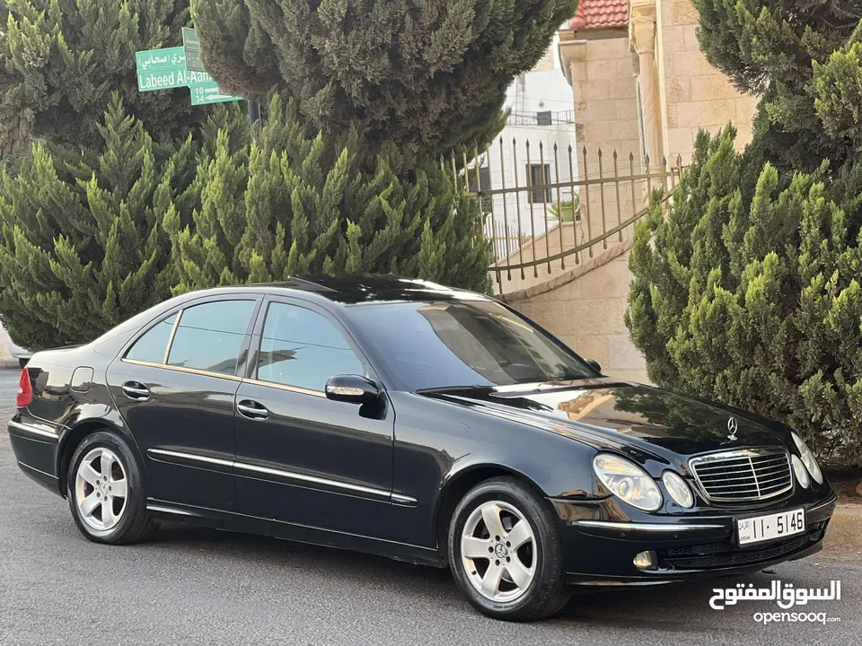 مرسيدس e200 موديل 2006 بحالة الوكالة فل اضافات افنتجارد لون اسود بالصلاة ع النبي ما شاء الله
