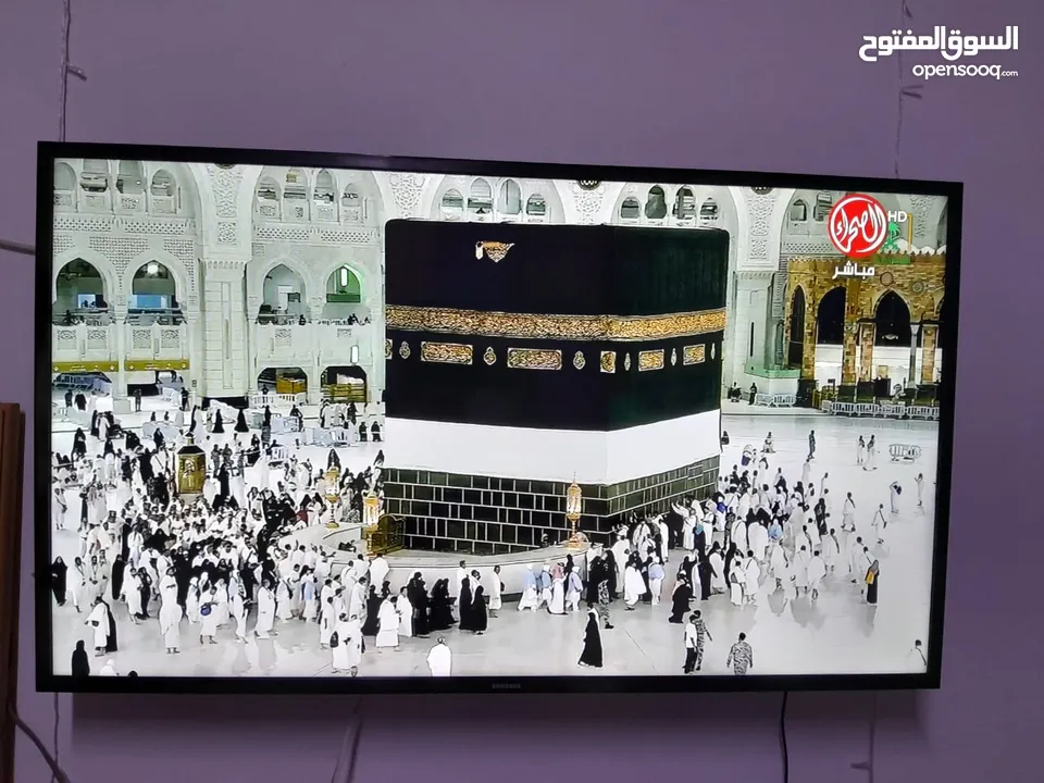 شاشة سامسونج سمارت مستعملة بحالة الوكالة رسيفر داخلي