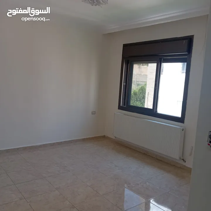 شقه فارغه مميزه للايجار ـ الرابيه ـ 160 متر