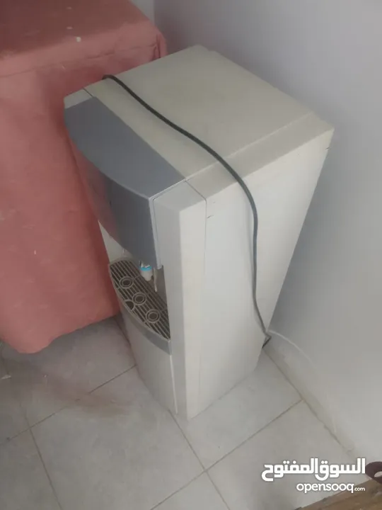 كولر فاملي شبك بحالة ممتازة في الزرقاء