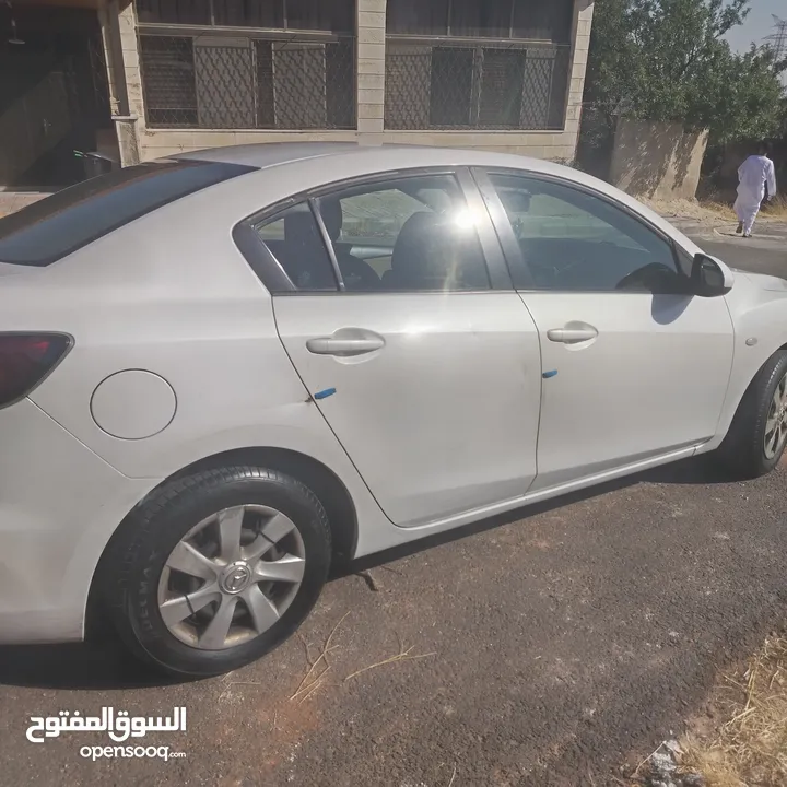 مازدا 3 2013
