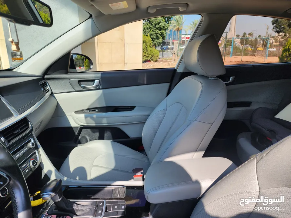 Kia Optima 2018 — لون أبيض لؤلؤي تحفة