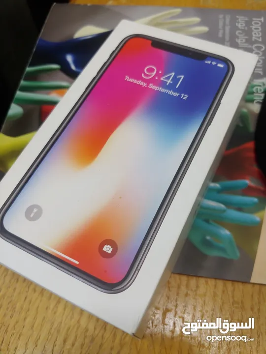 ايفون اكس 64 جيجا  iphone x 64gb with box minor line 60bd