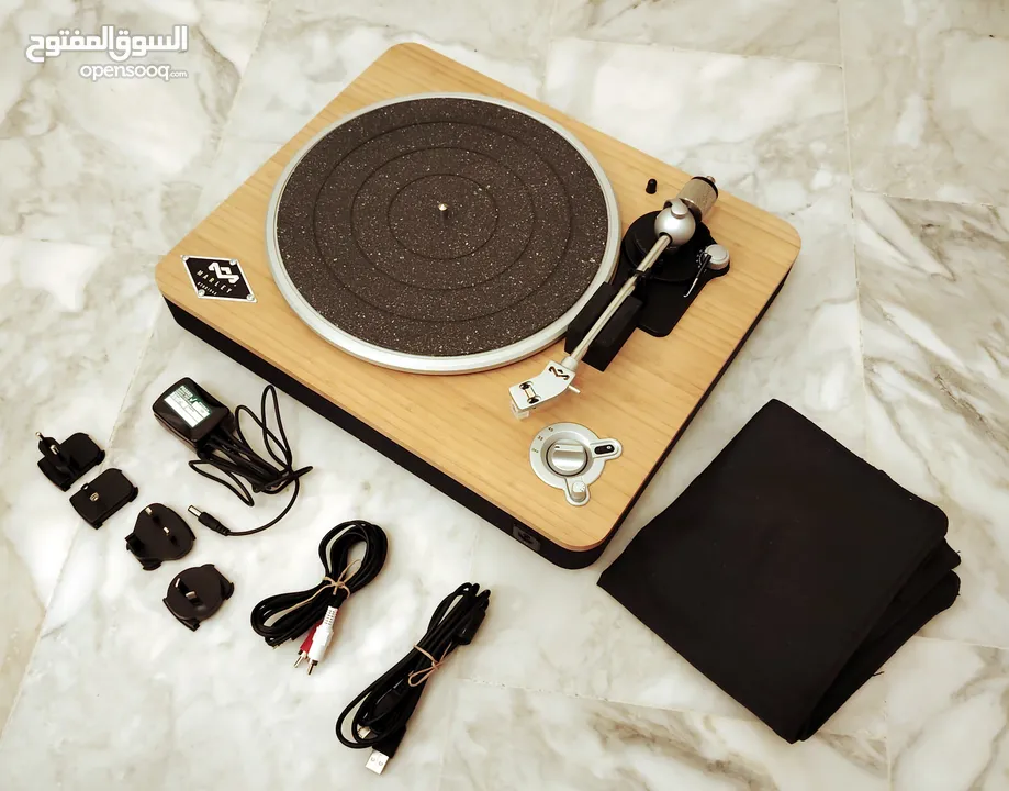Marley Stir It Up Bluetooth Turntable Records Player  جهاز جرامافون، مشغل اسطوانات أصلي جديد بلوتوث