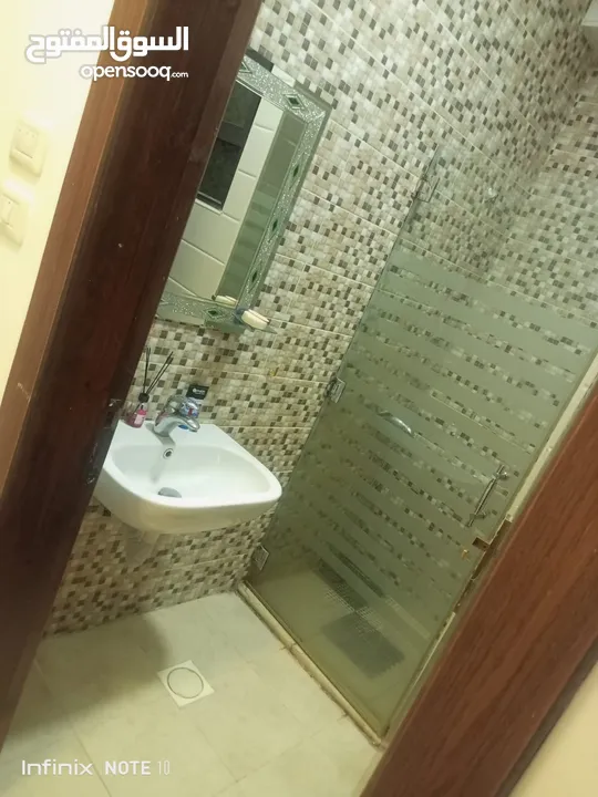 استديوهات مشكله غرفه نوم صالون مفروش بل كامل الاجره 300